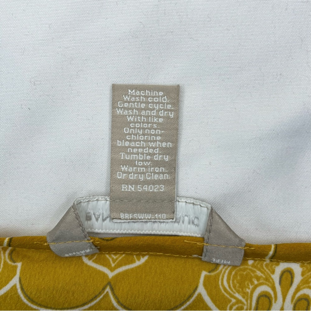 Banana Republic Yellow Sleeveless Top Size XS - Picture 7 of 7